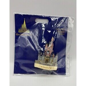 Disney Parks Walt Disney World 50th Anniversary Cinderella Castle Magnet 3D New